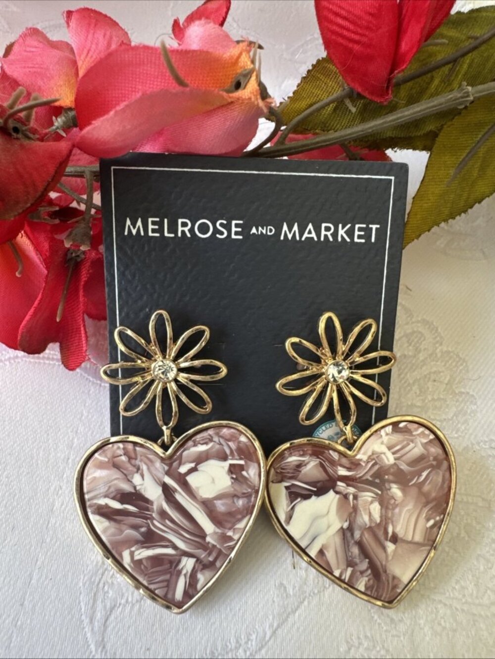 Melrose & Market Marbled Heart Flower Dangle Earrings Purple Cream Goldtone NEW